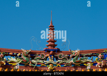 Das ornamentale Dach des Konfuzius-Tempel in Taipei, Taiwan Stockfoto