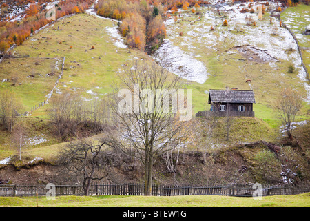 Wunderschöne Landschaft die Landschaft Rumäniens im Herbst. Stockfoto