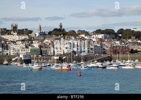 St Peter Port auf Guernsey Stockfoto