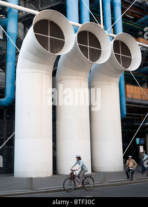 Große Belüftungsöffnungen am Centre Pompidou in Paris Frankreich Stockfoto