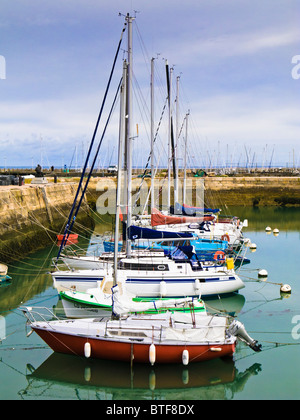 Yachten ankern Yachten an Port Haliguen, Morbihan, Bretagne, Frankreich, Europa Stockfoto