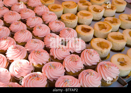 Boutique-Tasse Kuchen auf Borough market Stockfoto