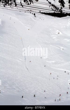 Ski-Piste von Porta Vescovo bis Passo Pordoi Pordoijoch in der Nähe von Arabba Dolomiten Italien Stockfoto