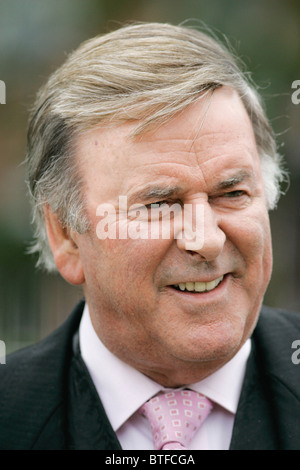 Irische TV- und Radio-Persönlichkeit Terry Wogan, Vereinigtes Königreich Stockfoto