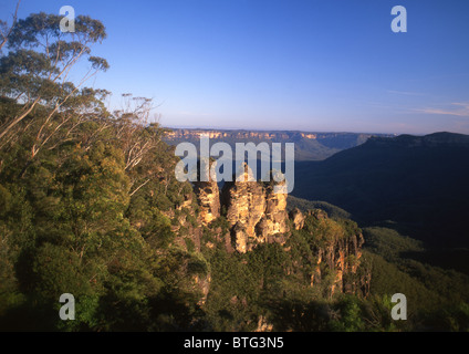 Drei Schwestern rock Formation gesehen vom Echo Point Katoomba Blue Mountains National Park New South Wales (NSW) Australien Stockfoto