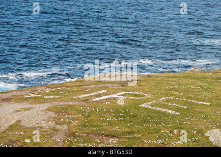 Das Wort "EIRE" dargelegt in Steinen auf Malin Head, Halbinsel Inishowen, County Donegal, Ulster, Irland. Stockfoto