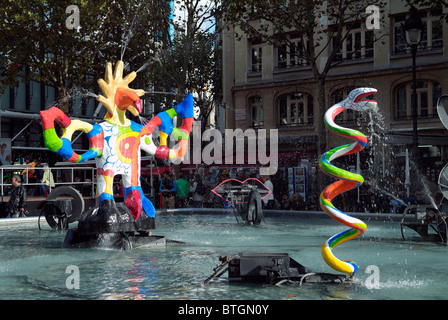 Strawinsky-Brunnen neben dem Centre Pompidou, Paris, Hauptstadt von Frankreich Stockfoto