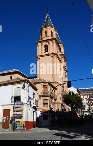 Kirche-Glockentürme, Orgiva, Las Alpujarras, Provinz Granada, Andalusien, Südspanien, Westeuropa. Stockfoto