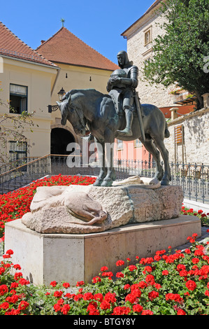 Zagreb, Kroatien. Statue von St. George und der Drache auf Radiceva (Straße) Stockfoto