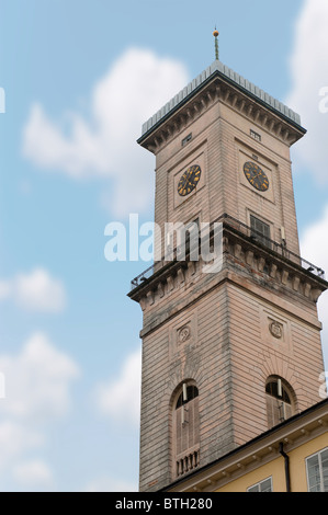 Rathaus. Ein hohes Gebäude von der Stadt Lemberg. Ukraine Stockfoto
