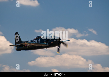 Die Grumman F8F - 2P Bearcat bei Duxford Flying Legends Airshow, Juli 2010. Stockfoto