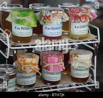 Marmeladen und Gelees für Verkauf auf dem Bauernmarkt Hilo auf Big Island Stockfoto