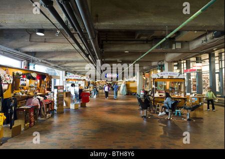 Geschäfte und Restaurants am alten Alabama Street im Underground Atlanta, Atlanta, Georgia, Usa, USA Stockfoto