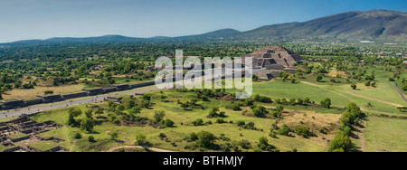 Teotihuacan, Pyramide des Mondes, Panoramablick von der Pyramide der Sonne, Mexiko Stockfoto