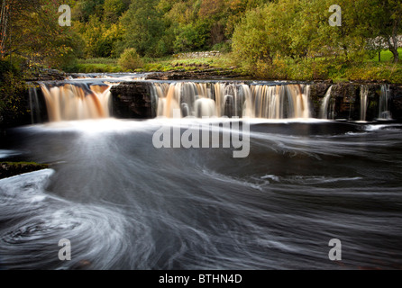 Wain Wath Kraft auf dem Fluß Senke in den Yorkshire Dales. Stockfoto