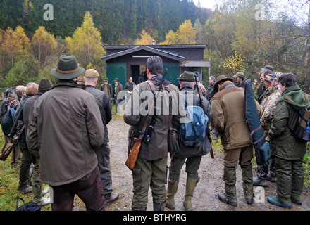 Treffen der Jäger und Wildhüter in den Ardennen, Belgien Stockfoto