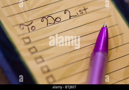 Handschriftlich mit Stift Aufgabenliste leer Stockfoto