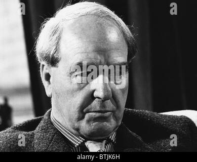 Henry Moore (1898 – 1986), britischer Künstler und Bildhauer, ca. 1965. CSU-Archiv/Courtesy Everett Collection Stockfoto