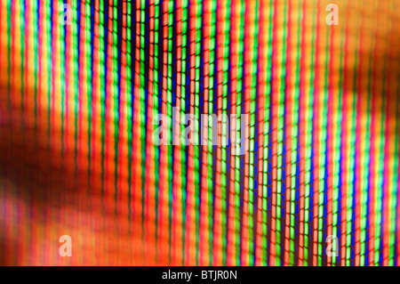 Ein Mikro Foto des Gesichts eines herkömmlichen Fernsehers einstellen. Leuchtet die rote blaue grüne kleine können leicht gesehen werden. Stockfoto