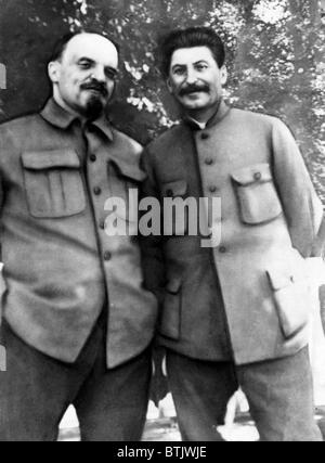 Sowjetische Premier Vladimir Lenin und zukünftige sowjetische Premier Joseph Stalin (aus dem Jahr 1922 Generalsekretär der kommunistischen Partei), Ru Stockfoto