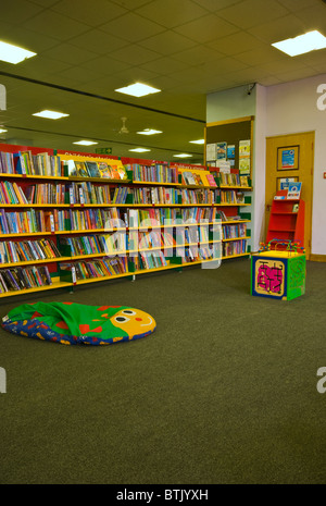 Abschnitt "Kinder" In einer öffentlichen Bibliothek Stockfoto