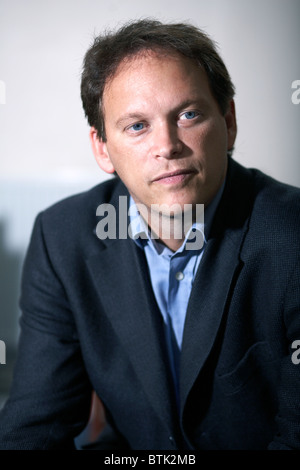 Grant Shapps britischer Minister UK Regierung Porträt im Gespräch. MP Stockfoto