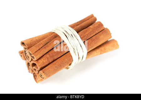 Reihe von Zimt gebunden Stockfoto
