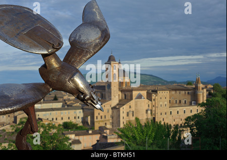 Urbino Italien Dogenpalast Kuppel le Marche italienischen Hang Stockfoto