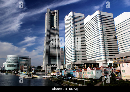 Ansicht von Minato Mira 21 Bezirk und Landmark Tower Yokohama Japan Stockfoto