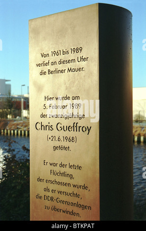 Denkmal für Chris Gueffroy, das letzte Opfer an der Berliner Mauer, Berlin, Deutschland Stockfoto