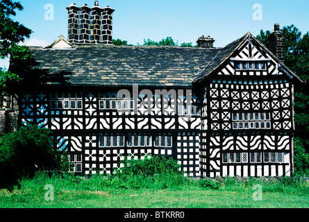 Hall ich ' th' Holz, Bolton, Lancashire England UK Englisch mittelalterlichen halb Fachwerkhaus beherbergt 15. Jahrhundert Hallen Stockfoto