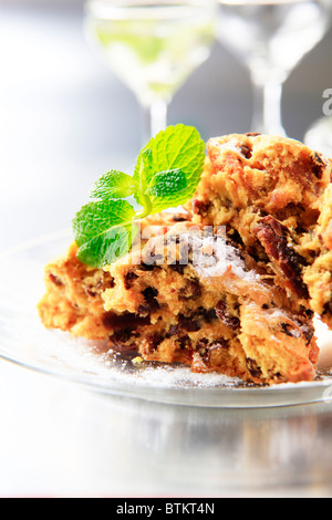 Getrocknete Früchte Cookies auf einem Teller - Nahaufnahme Stockfoto