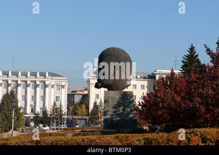 Der größte Leiter des sowjetischen Führers Vladimir Lenin jemals gebaut wurde. Ulan-Ude, Hauptstadt der Republik Burjatien, Russland Stockfoto