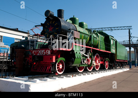 Denkmal der alten Dampflok. Ulan-Ude, Hauptstadt der Republik Burjatien, Russland Stockfoto