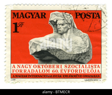 Ungarn - CIRCA 1977: Eine Briefmarke gedruckt in HUGARY zeigt Bild gewidmet dem 60 Jahrestag der Oktoberrevolution circa 1977. Stockfoto