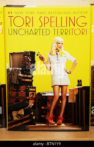 Tori Spelling Uncharted TerriTORI Zeichen Stockfoto