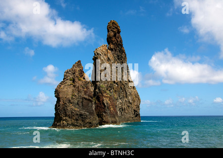 Felsvorsprung Ribeira da Janela Nordküste in der Nähe von Porto Moniz Madeira Portugal Stockfoto