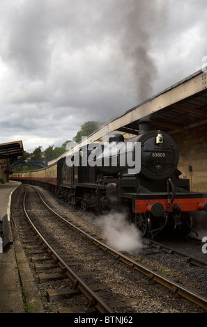 53809 Dampfzug an Pickering Zug Station North Yorkshire Moors England UK Stockfoto