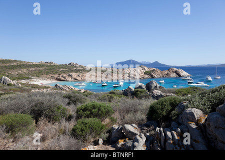 Der beliebte Bootfahren Ort an der Südwestküste der Insel Mortorio, in der Nähe von Porto Rotondo auf Sardinien. Stockfoto