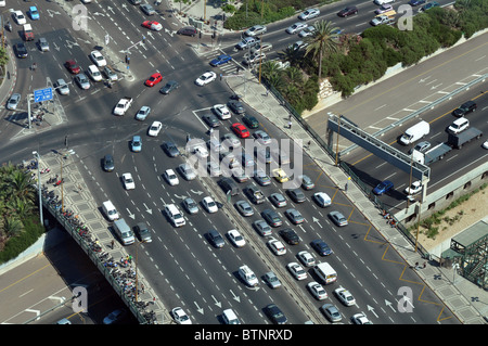 Israel, Tel Aviv. Luftaufnahme des HaShalom Kreuzung Stockfoto