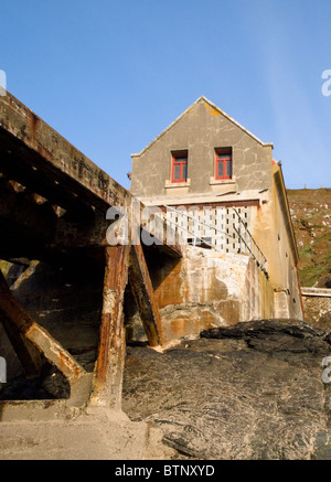 Alte Rettungsboot Haus, Polpeor Cove Lizard Cornwall England Großbritannien Stockfoto