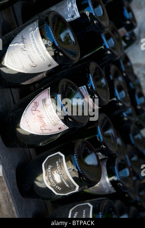 Champagner-Flaschen, Saint Emilion, Aquitaine, Frankreich Stockfoto