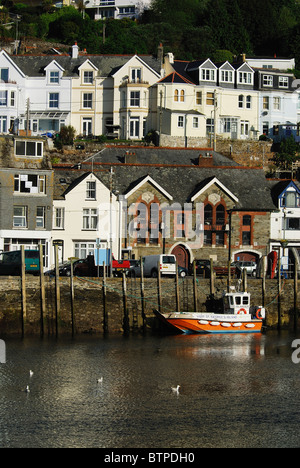 Fischerboot im Hafen von Looe, Cornwall, UK Mai 2010 Stockfoto