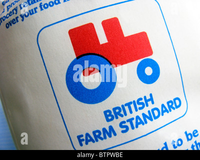 British Bauernhof standard Logo aus der zugesicherten Food Standards Association des kleinen roten Traktor Symbols Stockfoto