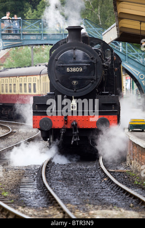 53809 Dampfzug an Pickering Zug Station North Yorkshire Moors England UK Stockfoto