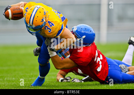 WIESBADEN, Deutschland - 29 Juli Schweden schlägt Großbritannien 14-2 während der Europameisterschaft am 29. Juli 2010. Stockfoto