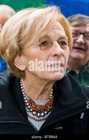 Sitzen Sie Emma Bonino, In Partito Radicale, Milan 08.11.2010 Stockfoto