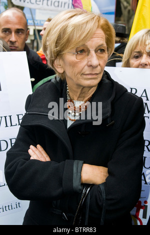 Sitzen Sie Emma Bonino, In Partito Radicale, Milan 08.11.2010 Stockfoto