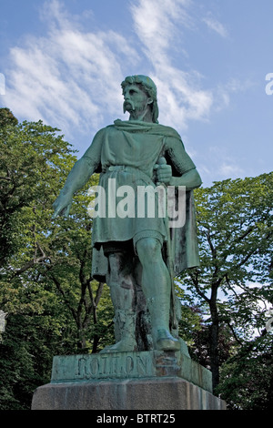 Statue von Rollo in Alesund, Norwegen. Ruf, der Gründer der Dynastie der Herzöge der Normandie im 10. Jahrhundert. Stockfoto