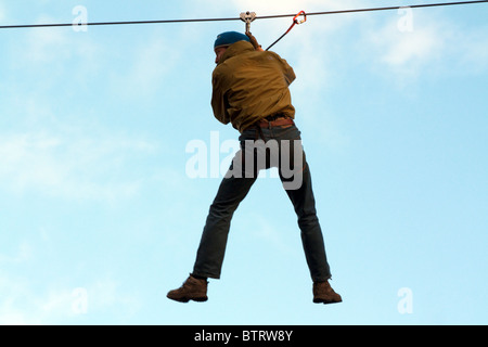 Ape im freien Kurs - Wendover Woods - Buckinghamshire zu gehen. Stockfoto